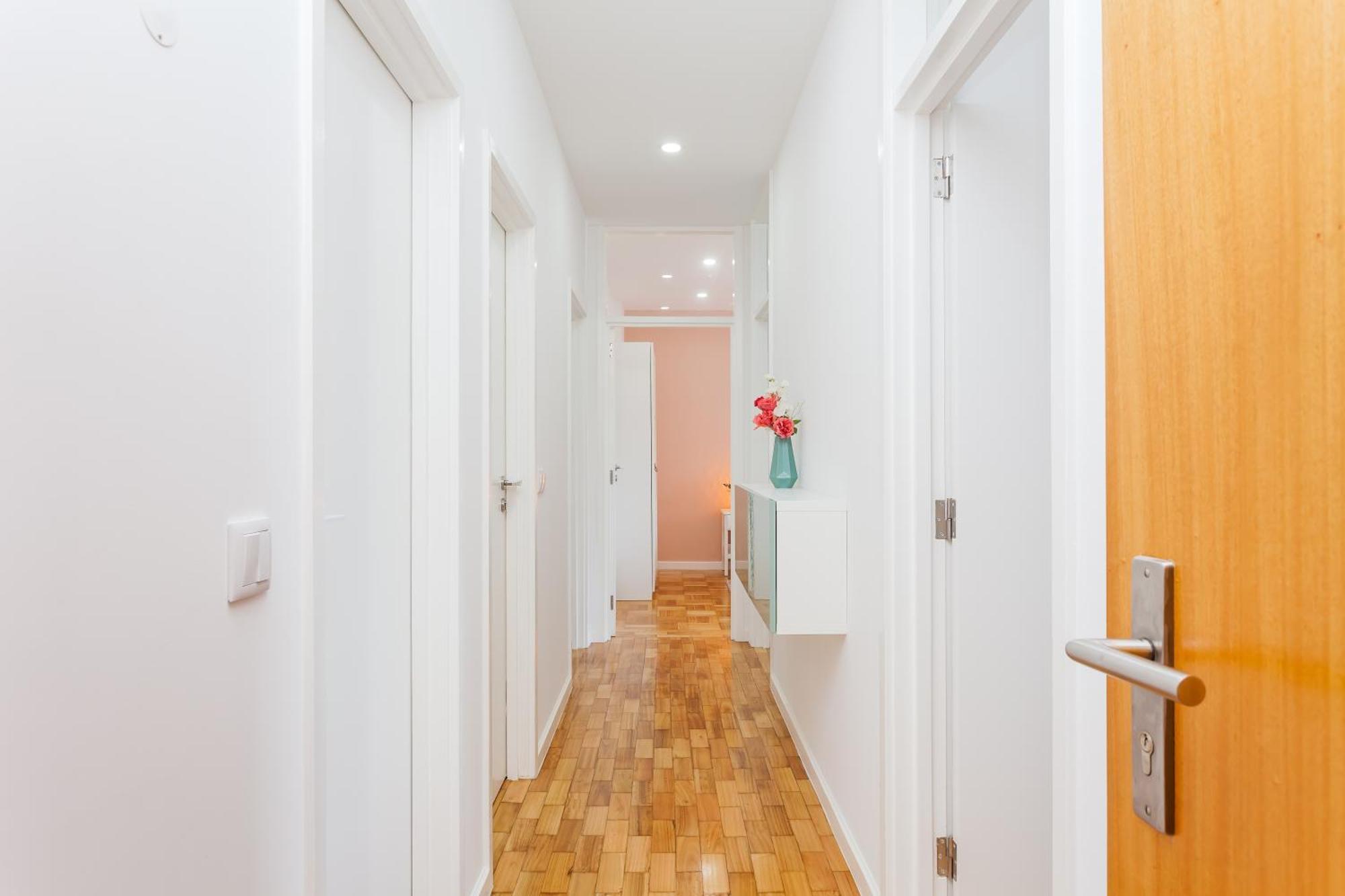 Sancha Apartment - In The Centre Near The Aliados Porto Buitenkant foto